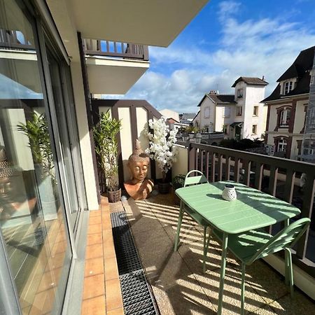 Appartement Hyper Centre De Cabourg Avec Balcon Exterior photo