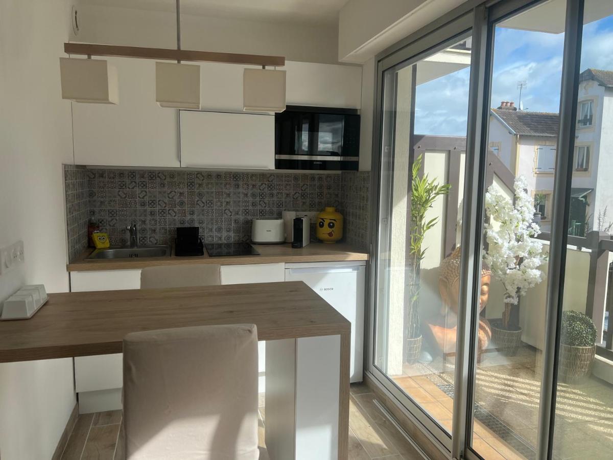 Appartement Hyper Centre De Cabourg Avec Balcon Exterior photo